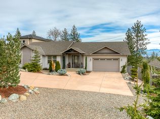 1909 NW Sunview Pl, Grants Pass, OR 97526