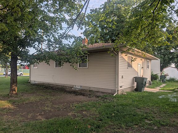 2nd image of 1198 Harmon Ave