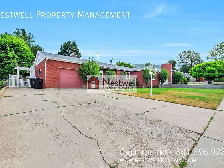 501 E 250 N — Photo 25