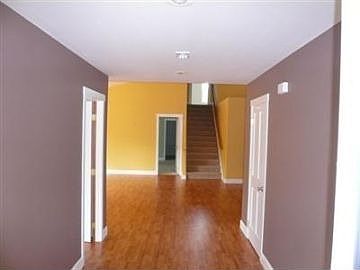 Foyer straight up to Bonus room