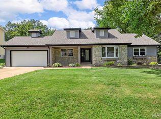 2127 Park Forest Dr, Chesterfield, MO 63017