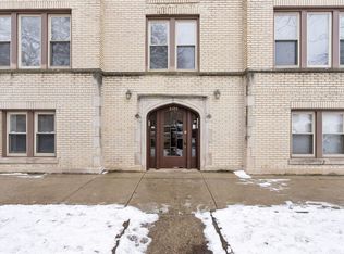 3105 W George St APT 1, Chicago, IL 60618