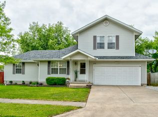 623 E Livingston St, Springfield, MO 65803
