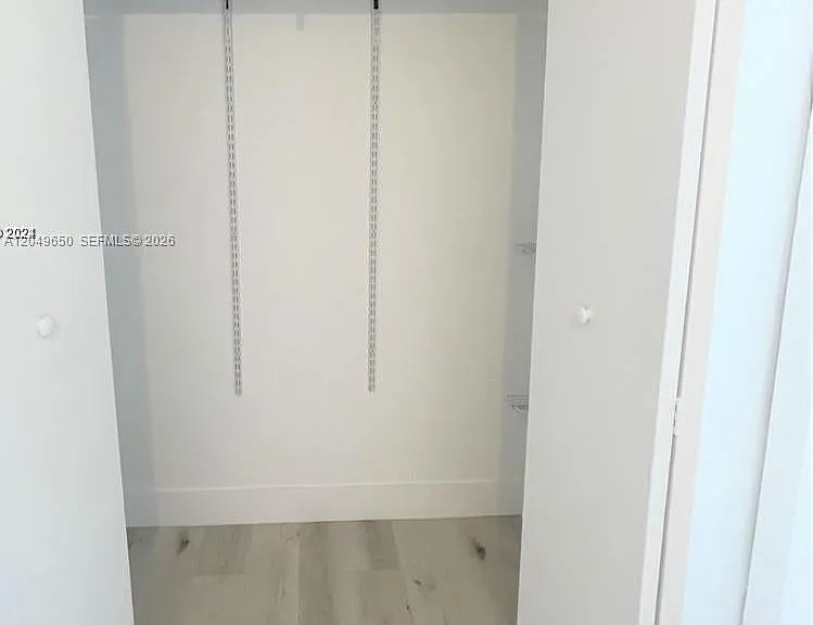 1021 Euclid Ave #9 — Photo 15