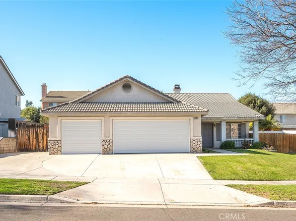 2062 Aberdeen Dr, Corona, CA 92881