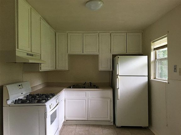 4th image of 109 Primrose St