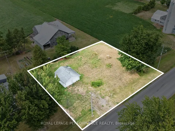 12023 County Road 5 Rd, North Dundas, ON K0C 2H0