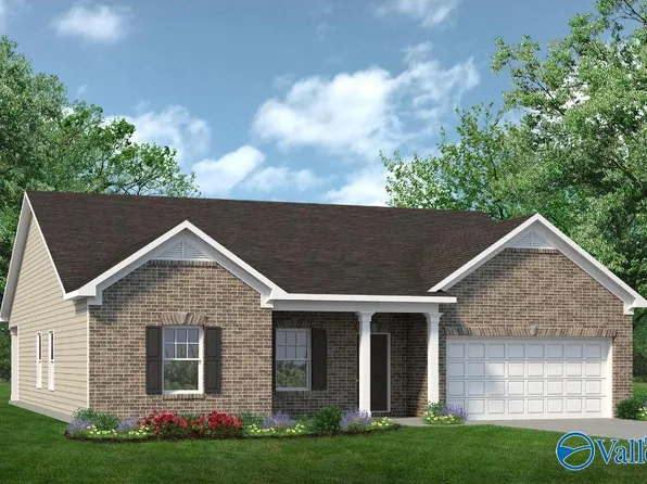 13932 Hill Place Ln, Athens, AL 35611