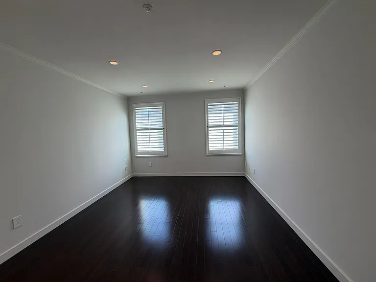 2050 Divisadero St #3 — Photo 40