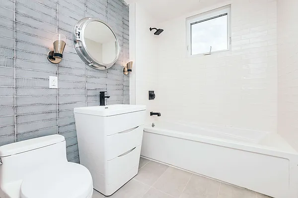 Rented by Nooklyn NYC LLC | media 41