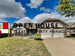 1210 Trenton Ln, Euless, TX 76040