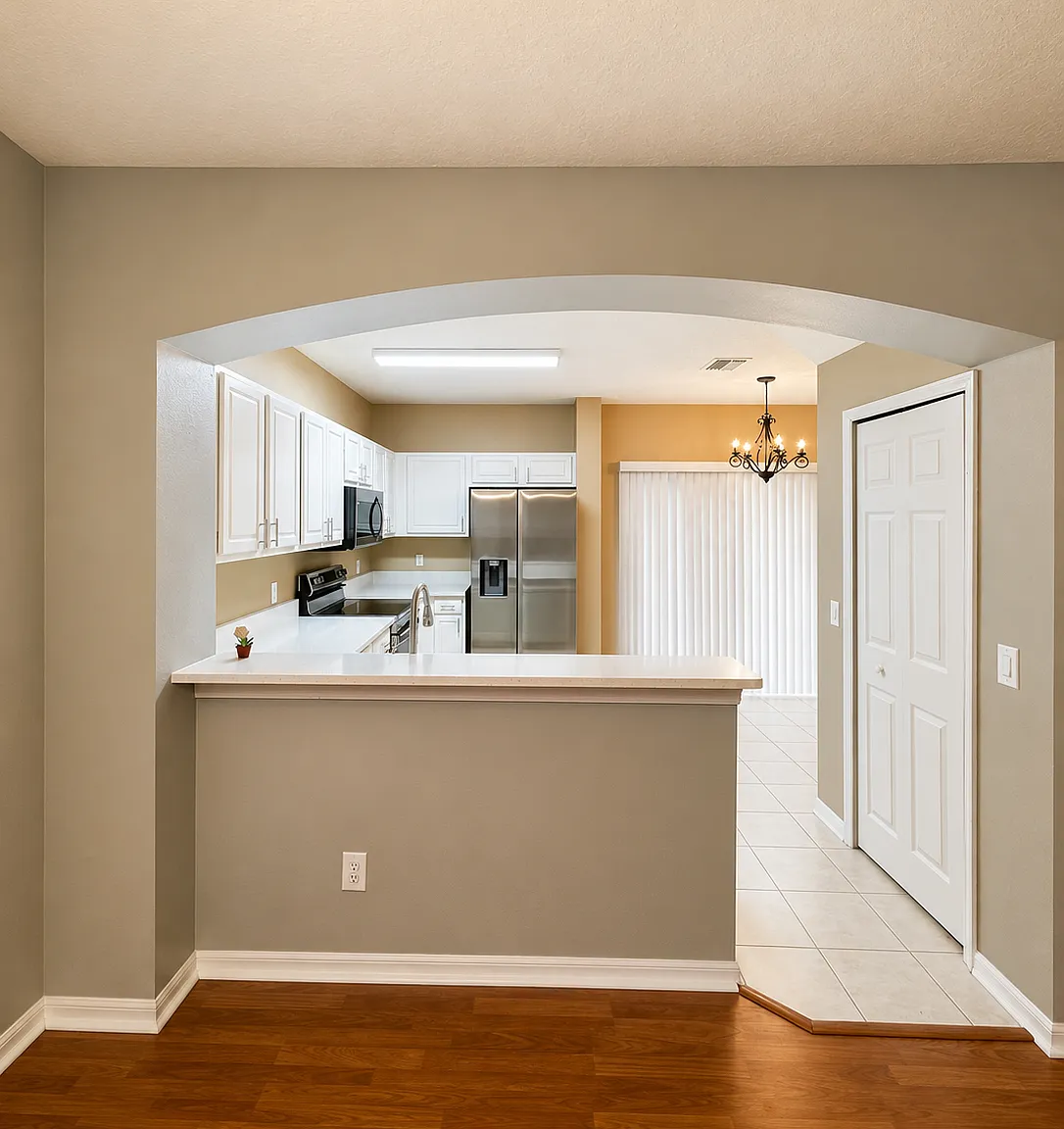 3 bed, 2.5 bath, 1400 sqft, $1,950 — Photo 2