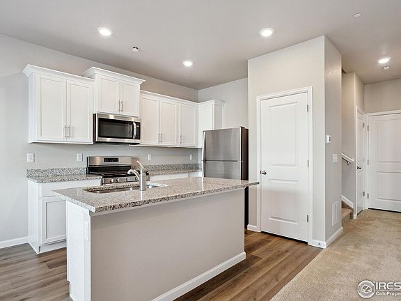 4th image of 199 Robin Rd