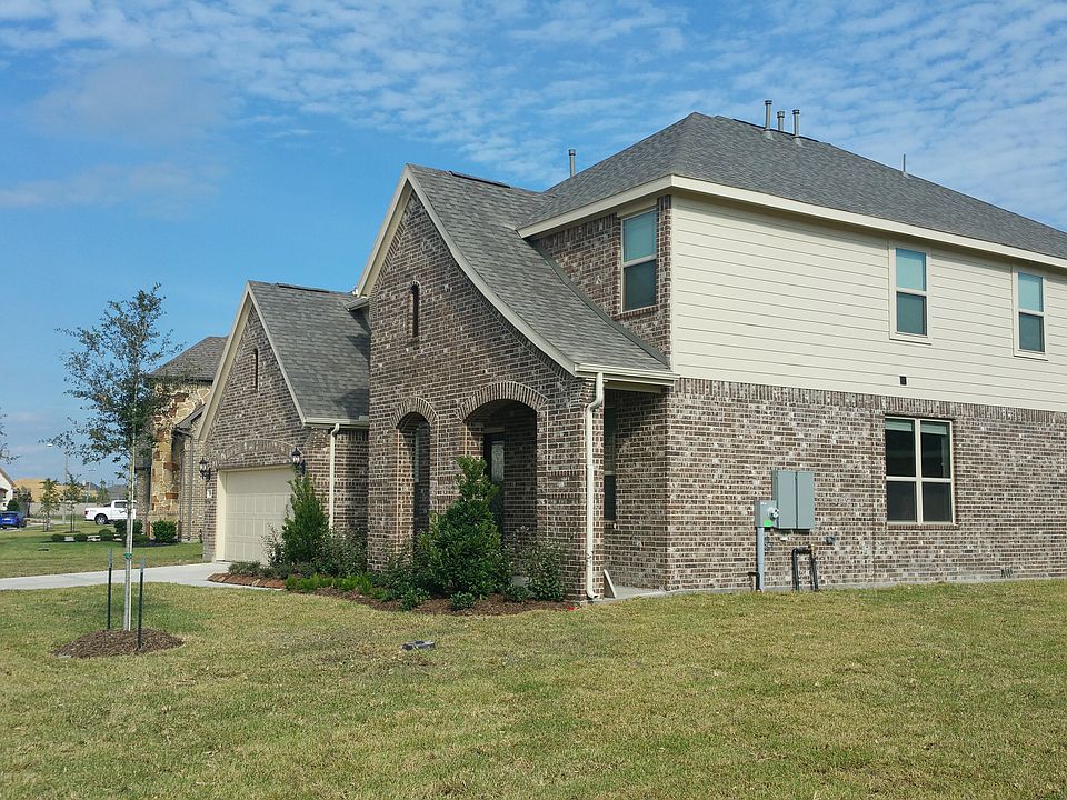 1st image of 1419 Benbrook Oaks Ln