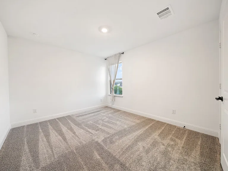 4379 Lost Creek Dr — Photo 14