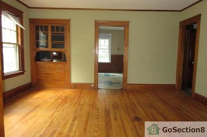 2nd image of 15 Woodman Rd #2