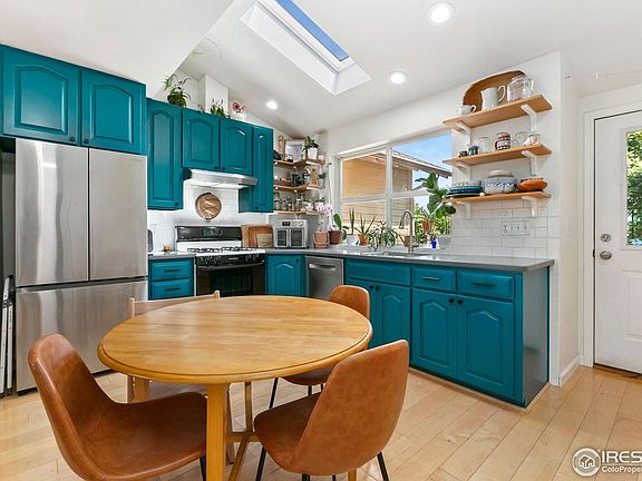 3rd image of 520 N Sherwood St #29