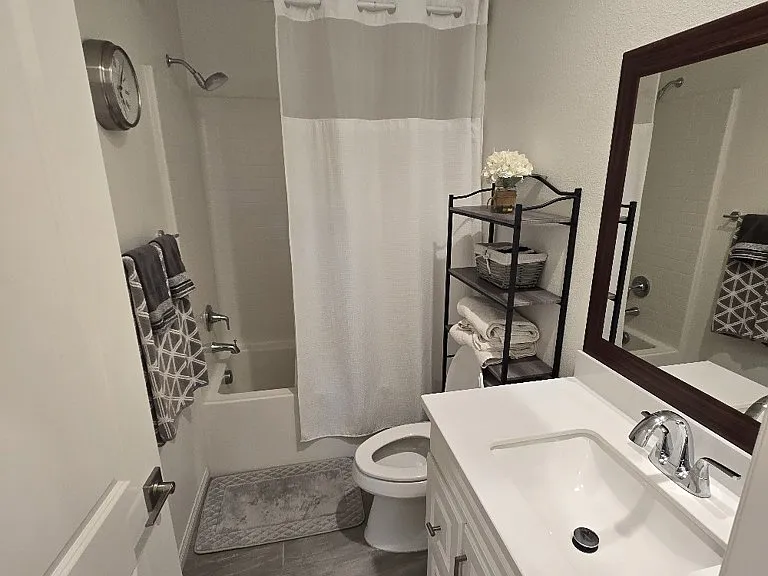 8386 Yosemite St — Photo 6