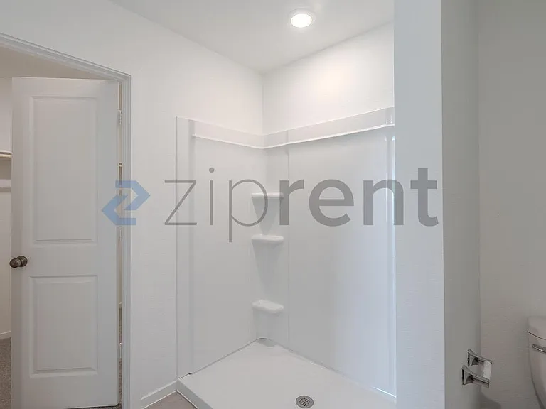 31416 Pratola Serra Cir — Photo 18
