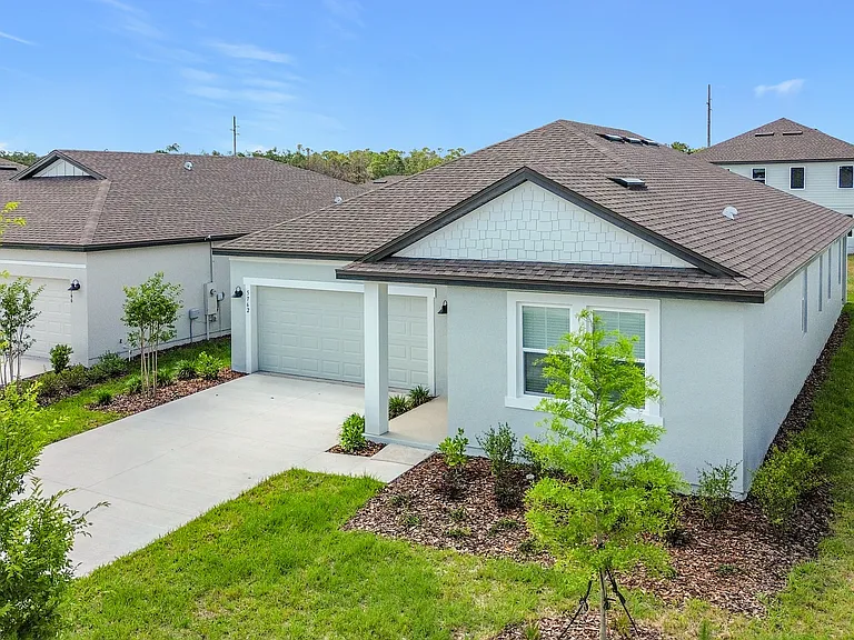 5762 Cattle Ranch Dr — Photo 2