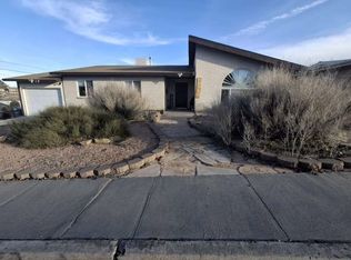 411 San Medina Ave, Farmington, NM 87401