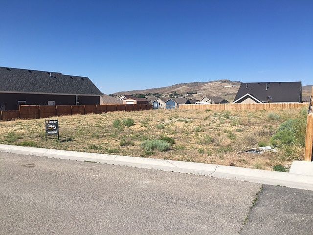 1st image of 2990 N Shetland Dr