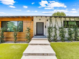 1201 N Altadena Dr, Pasadena, CA 91107