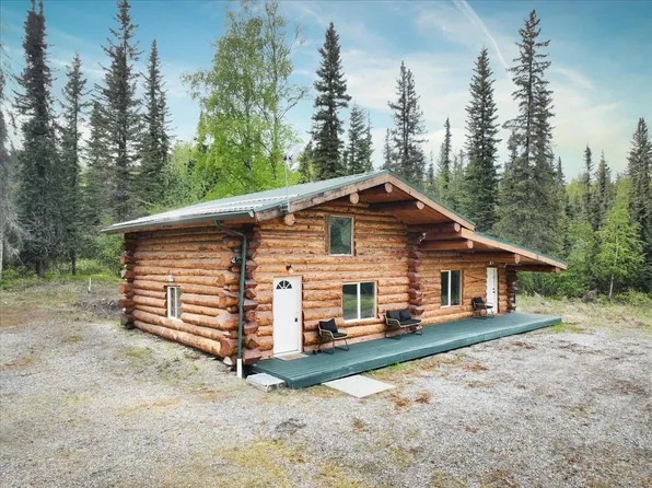 270 E Rambling Rd, Fairbanks, AK 99712