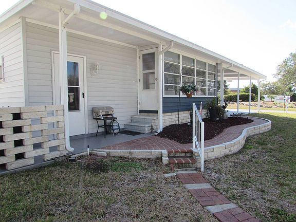 3rd image of 10801 Hayden Ave