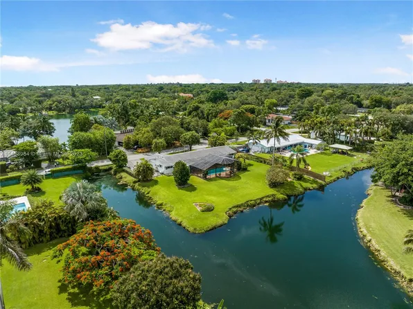 12700 SW 69th Ave, Pinecrest, FL 33156