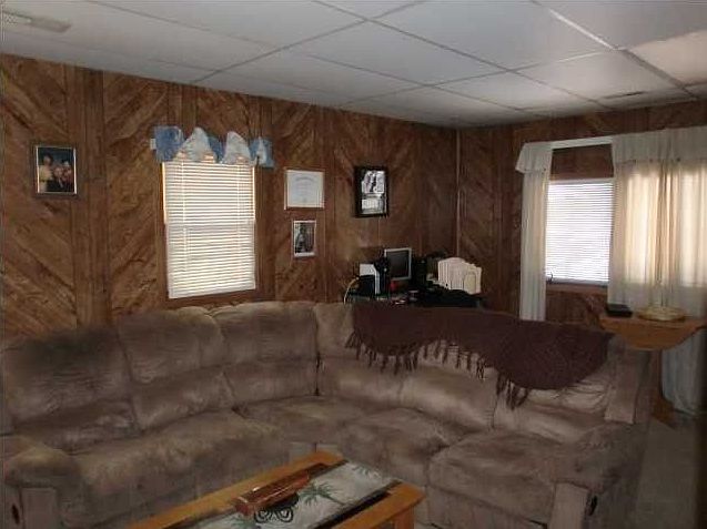 2nd image of 3515 S Osage Ave
