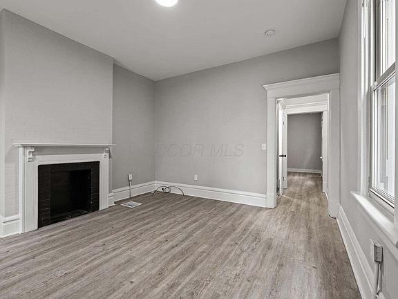 3rd image of 358-360 E Markison Ave