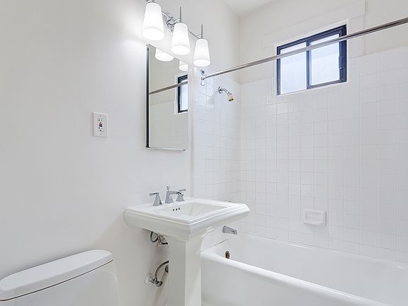4th image of 2351 Washington St APT 101
