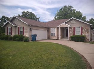 111 Ashford Dr, Hollister, MO 65672