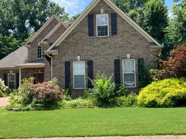 120 Forest Lake Dr, Humboldt, TN 38343