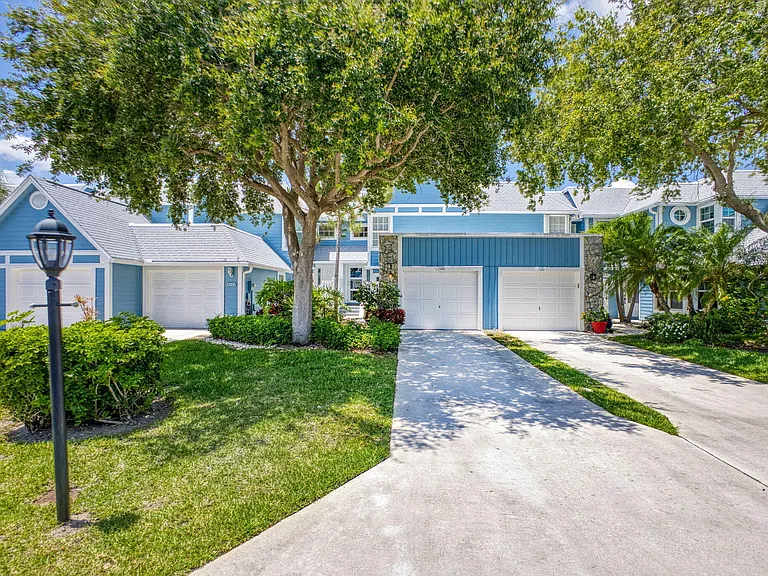 1106 Ocean Dunes Cir — Photo 3
