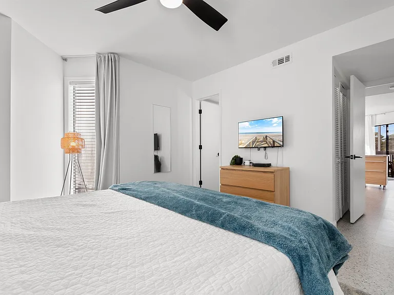 1500 Cenith Dr #DRIVEUNITC103 — Photo 13