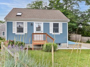 6 Shore Rd #4, Provincetown, MA 02657