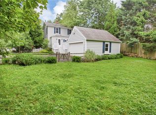 233 Southfield Ave, Stamford, CT 06902