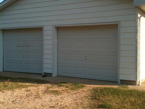 Dry, large 2 car garage