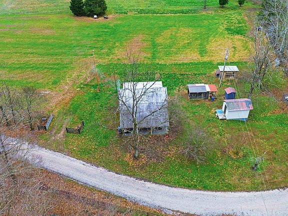 3rd image of 1666 Pointer Creek Rd