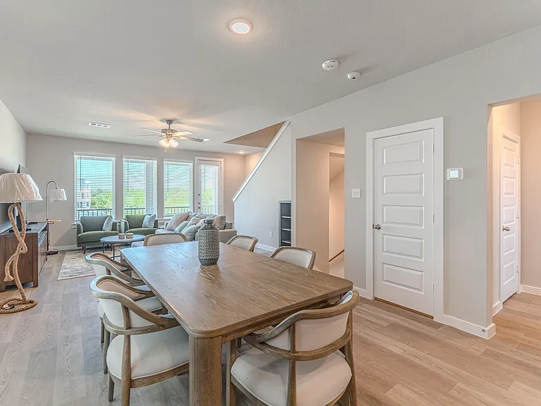 494 S Centro Cir #A — Photo 5