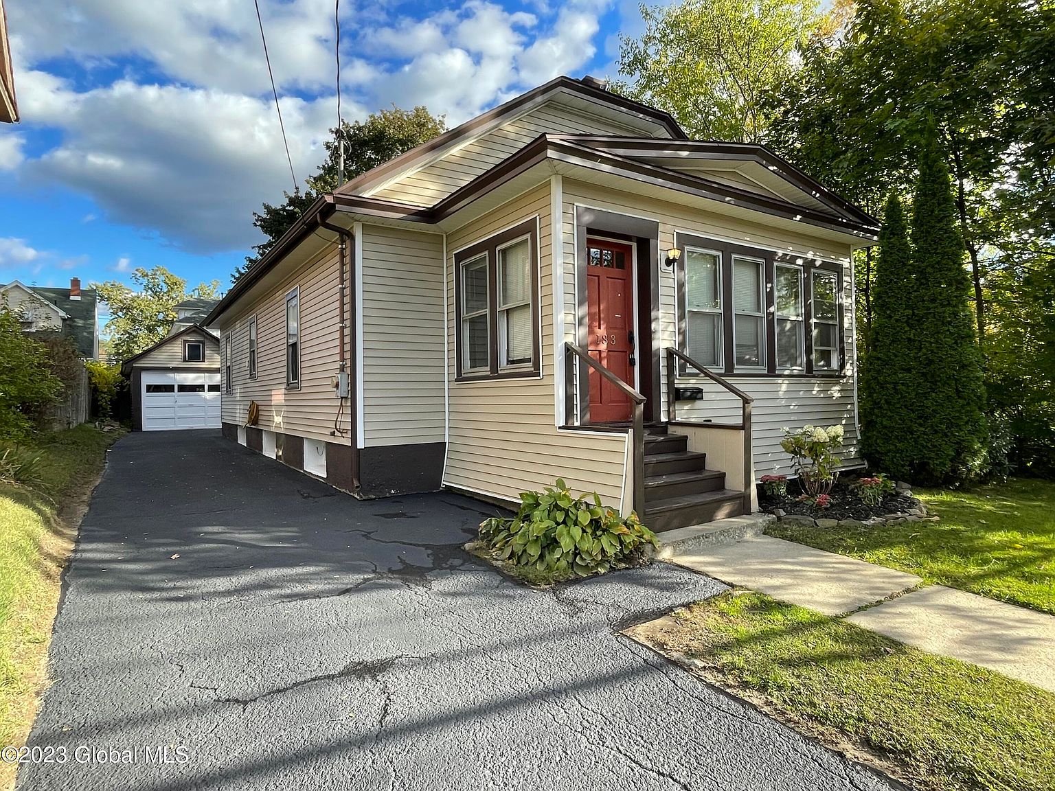 183 Brookside Avenue, Amsterdam, NY 12010 Zillow