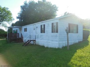 221 Manor Dr, Ebensburg, PA 15931