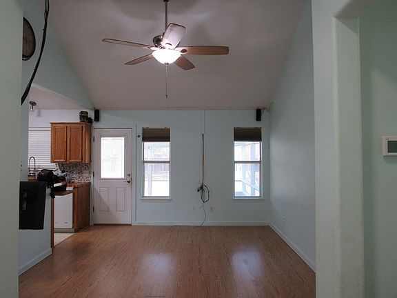 5th image of 309 Starlight