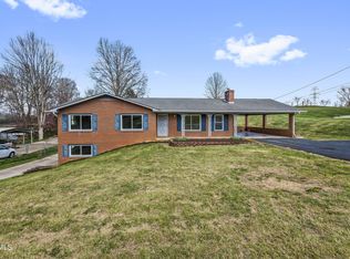 212 Nuckles Dr, Jonesborough, TN 37659