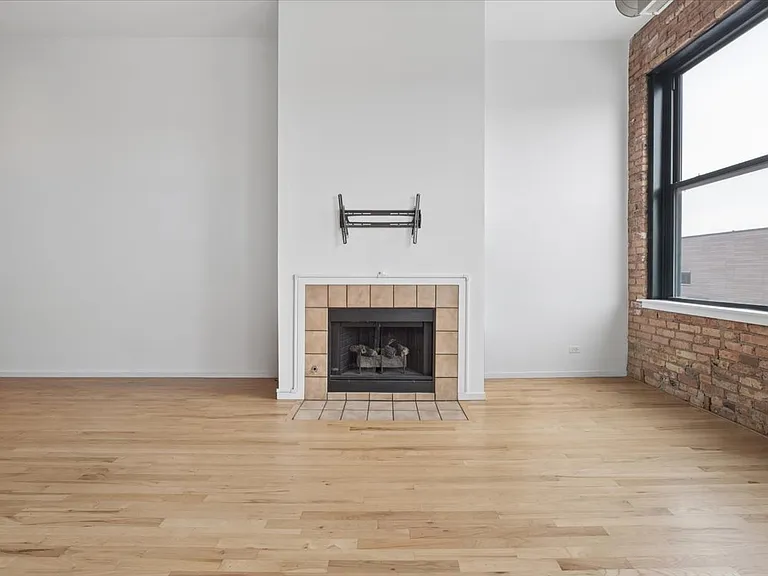 3151 N Lincoln Ave #304 — Photo 12