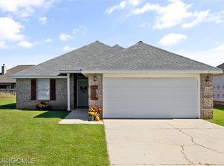 8950 Sage Dr, Foley, AL 36535