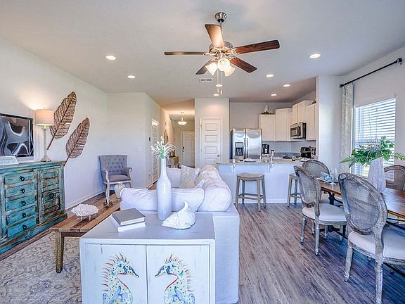 5th image of 1009 Parkview Dr #48