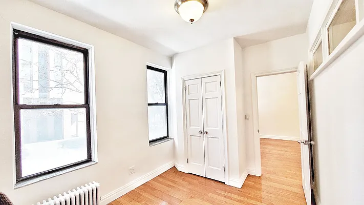 Rented by Avenues Real Estate | media 15